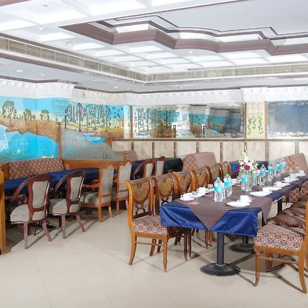 Hotel Arpit Palace Delhi  Bagian luar foto