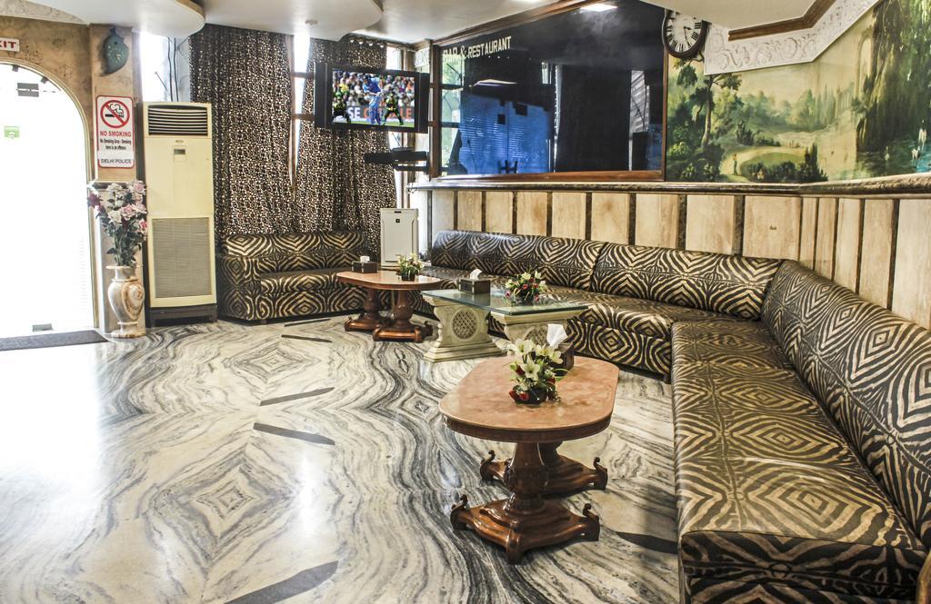 Hotel Arpit Palace Delhi  Bagian luar foto