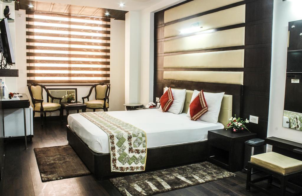 Hotel Arpit Palace Delhi  Bagian luar foto