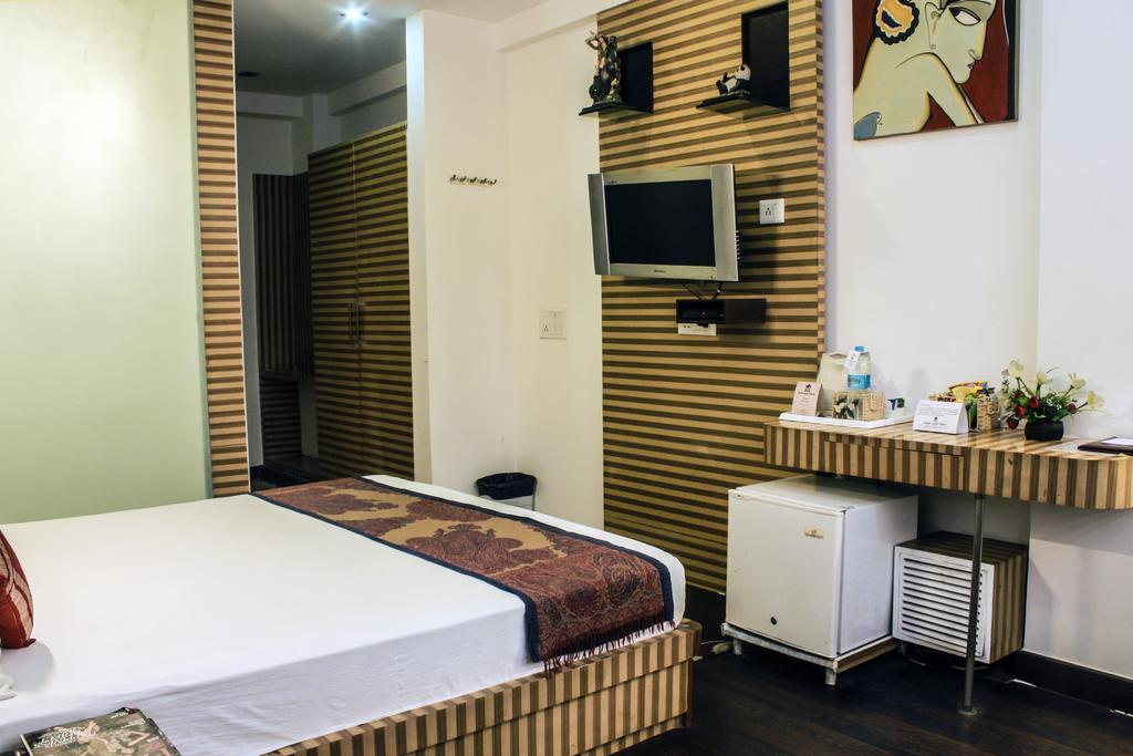 Hotel Arpit Palace Delhi  Bagian luar foto