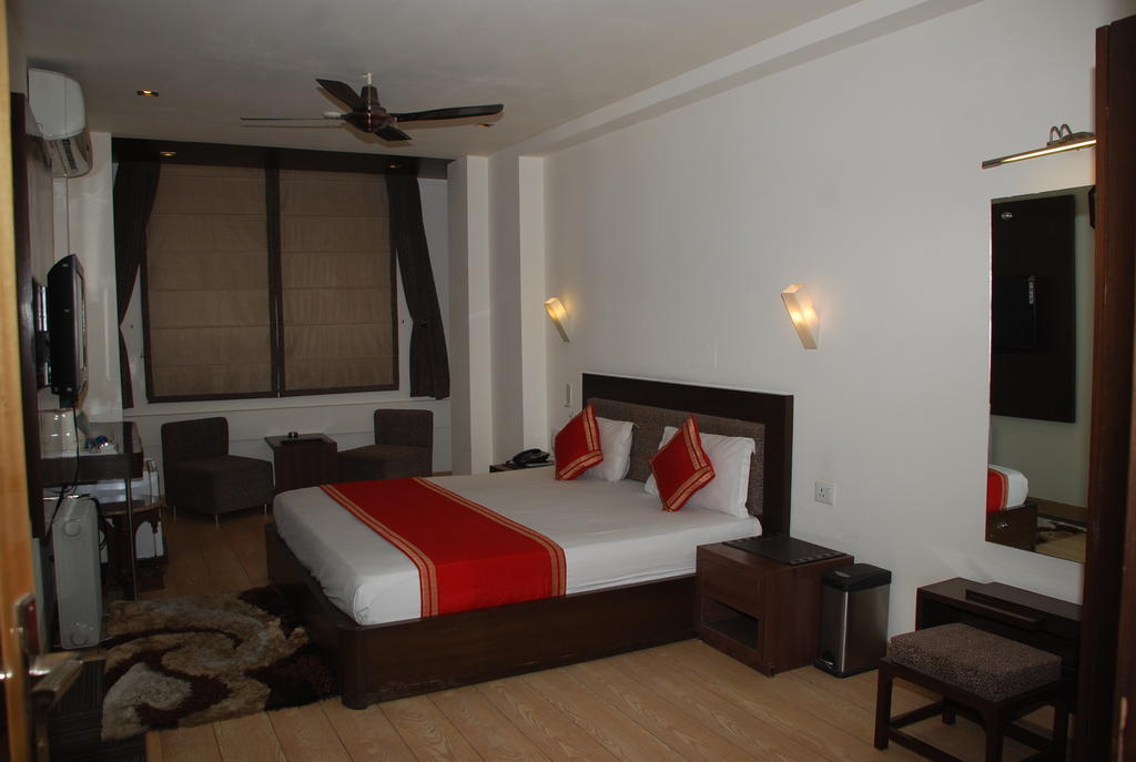 Hotel Arpit Palace Delhi  Bagian luar foto